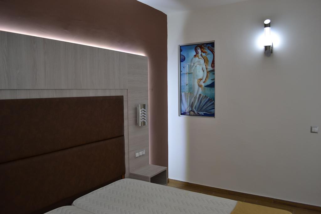 Karavos Hotel Apartments Архангелос Екстериор снимка