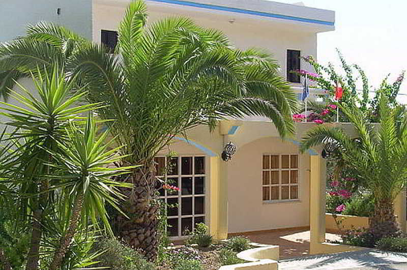 Karavos Hotel Apartments Архангелос Екстериор снимка