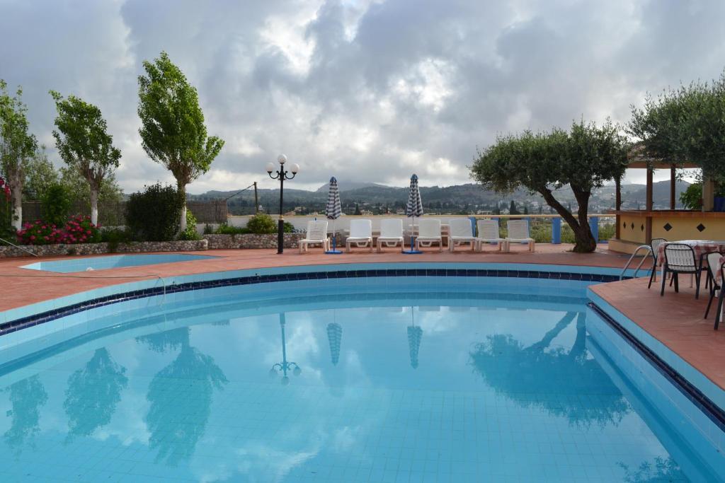 Karavos Hotel Apartments Архангелос Екстериор снимка